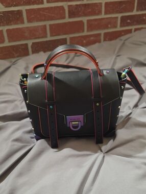 LIKE NEW!!! Michael Kors Manhattan Contrast-Trim Leather Satchel